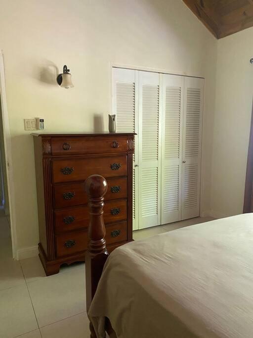 Sunset Palms & Villa Management Ltd Richmond Dış mekan fotoğraf