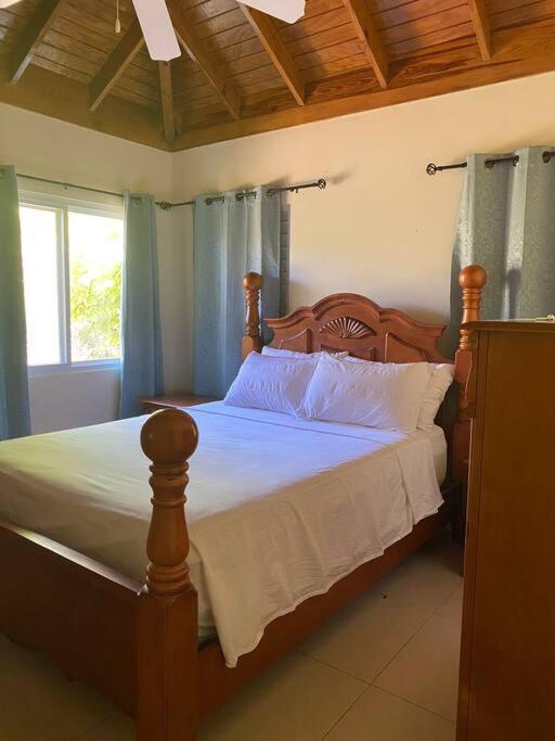 Sunset Palms & Villa Management Ltd Richmond Dış mekan fotoğraf